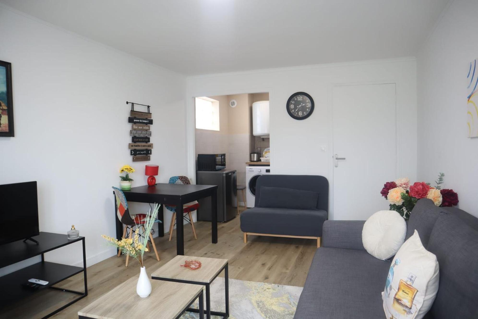 Cosy Sun-Mantes-La-Jolie Leilighet Eksteriør bilde